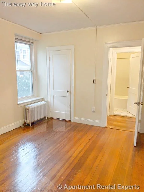 1 bed, 1 bath apartment for rent at 7 Craigie Cir Unit 2, Harvard Square — photo 10 of 14
