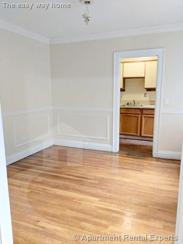 1 bed, 1 bath apartment for rent at 7 Craigie Cir Unit 2, Harvard Square — photo 4 of 14