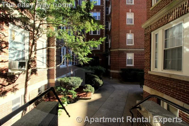 3 bed, 2 bath apartment for rent at 7 Craigie Cir Unit 31, Harvard Square — photo 26 of 27