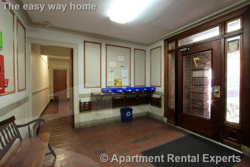 3 bed, 2 bath apartment for rent at 7 Craigie Cir Unit 31, Harvard Square — photo 24 of 27