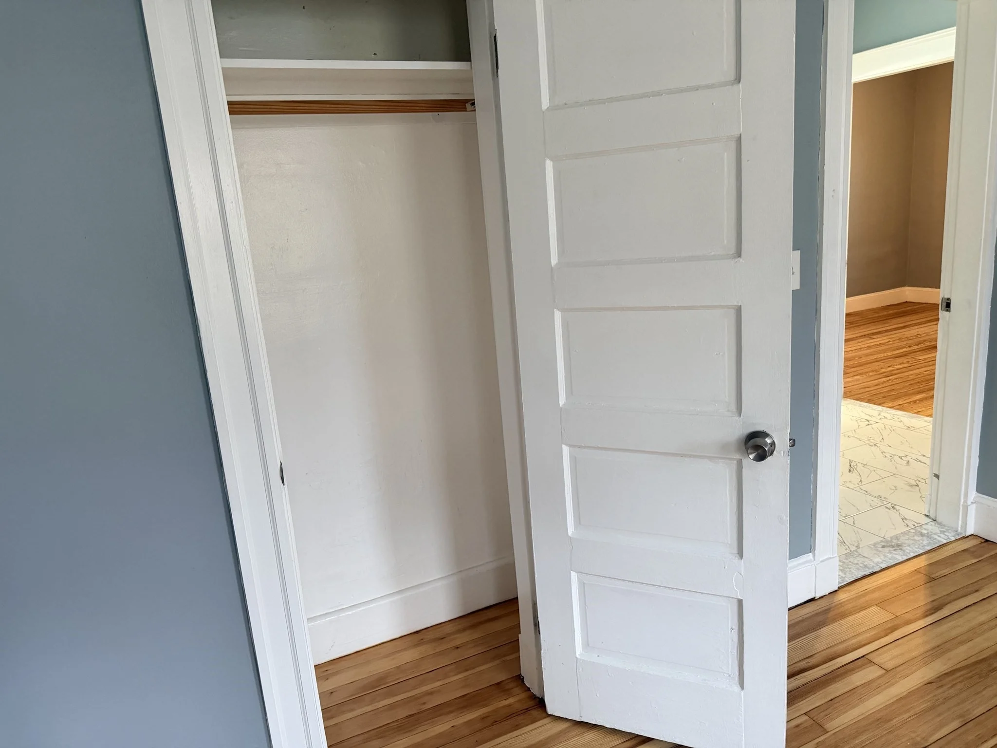 3 bed, 1 bath apartment for rent at 7 Crowell Unit 3, Dorchester — photo 6 of 9