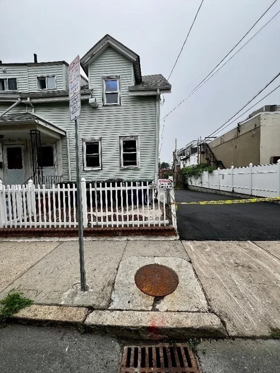 5 bed, 2 bath apartment for rent at 7 Cutter St, East Somerville — photo 1 of 6