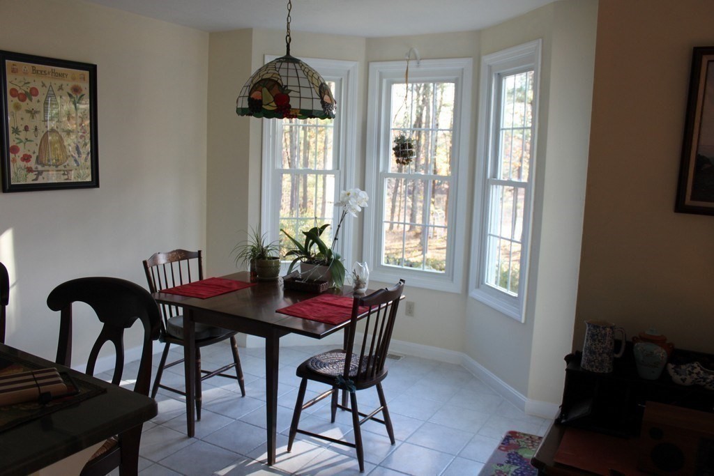 3 bed, 2 bath apartment for rent at 7 Deer Run Dr, Shrewsbury — photo 14 of 30
