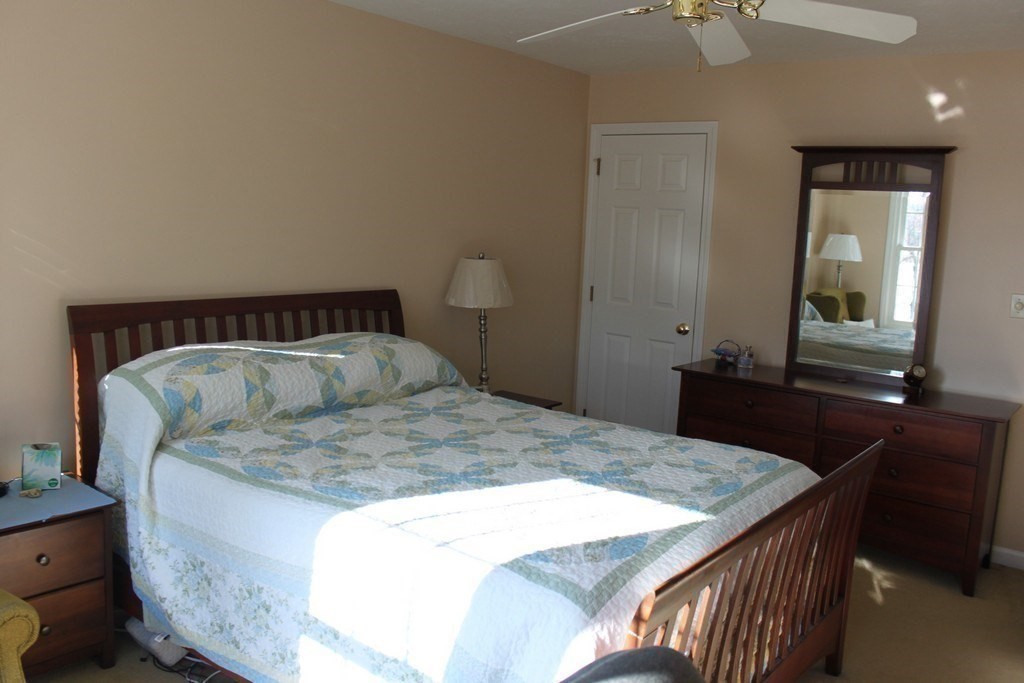 3 bed, 2 bath apartment for rent at 7 Deer Run Dr, Shrewsbury — photo 16 of 30