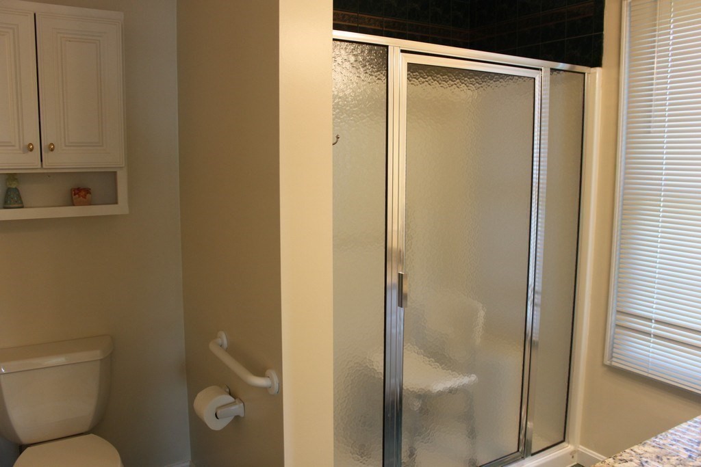 3 bed, 2 bath apartment for rent at 7 Deer Run Dr, Shrewsbury — photo 19 of 30