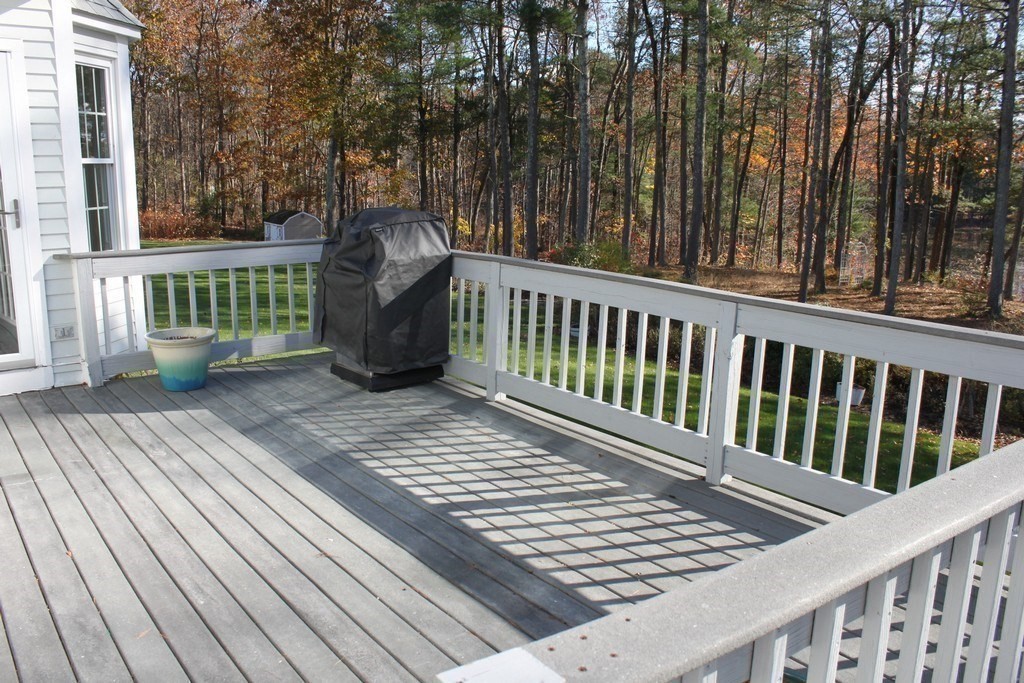 3 bed, 2 bath apartment for rent at 7 Deer Run Dr, Shrewsbury — photo 25 of 30