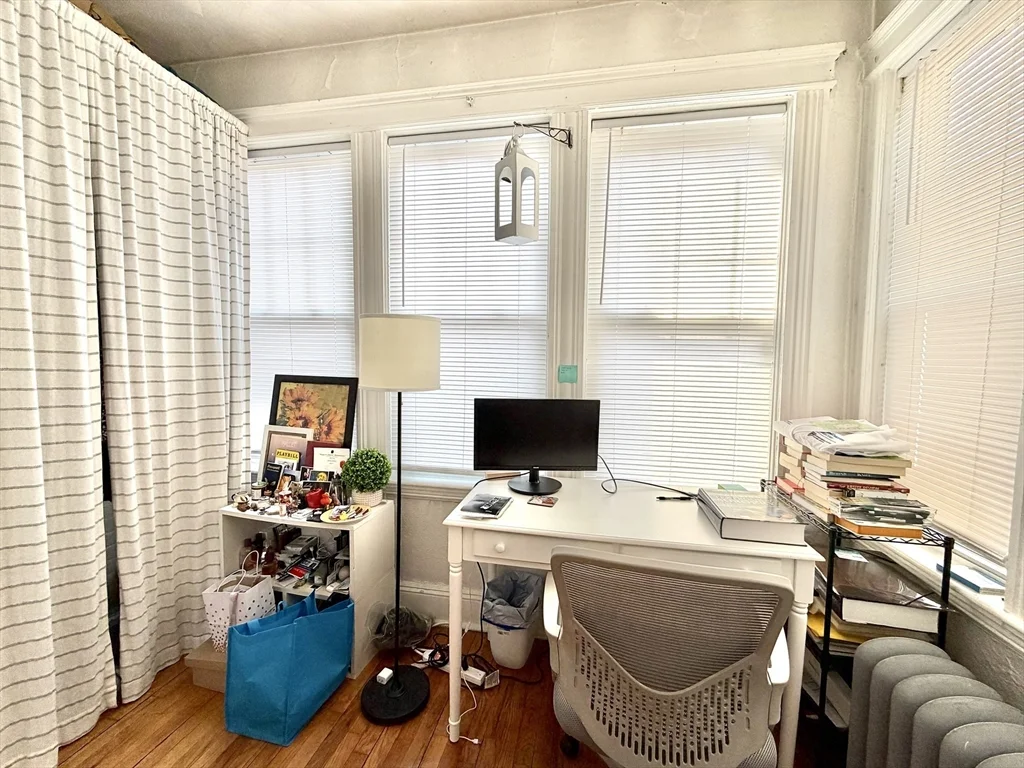 3 bed, 1 bath apartment for rent at 7 Devotion St Unit 1, Coolidge Corner — photo 14 of 14