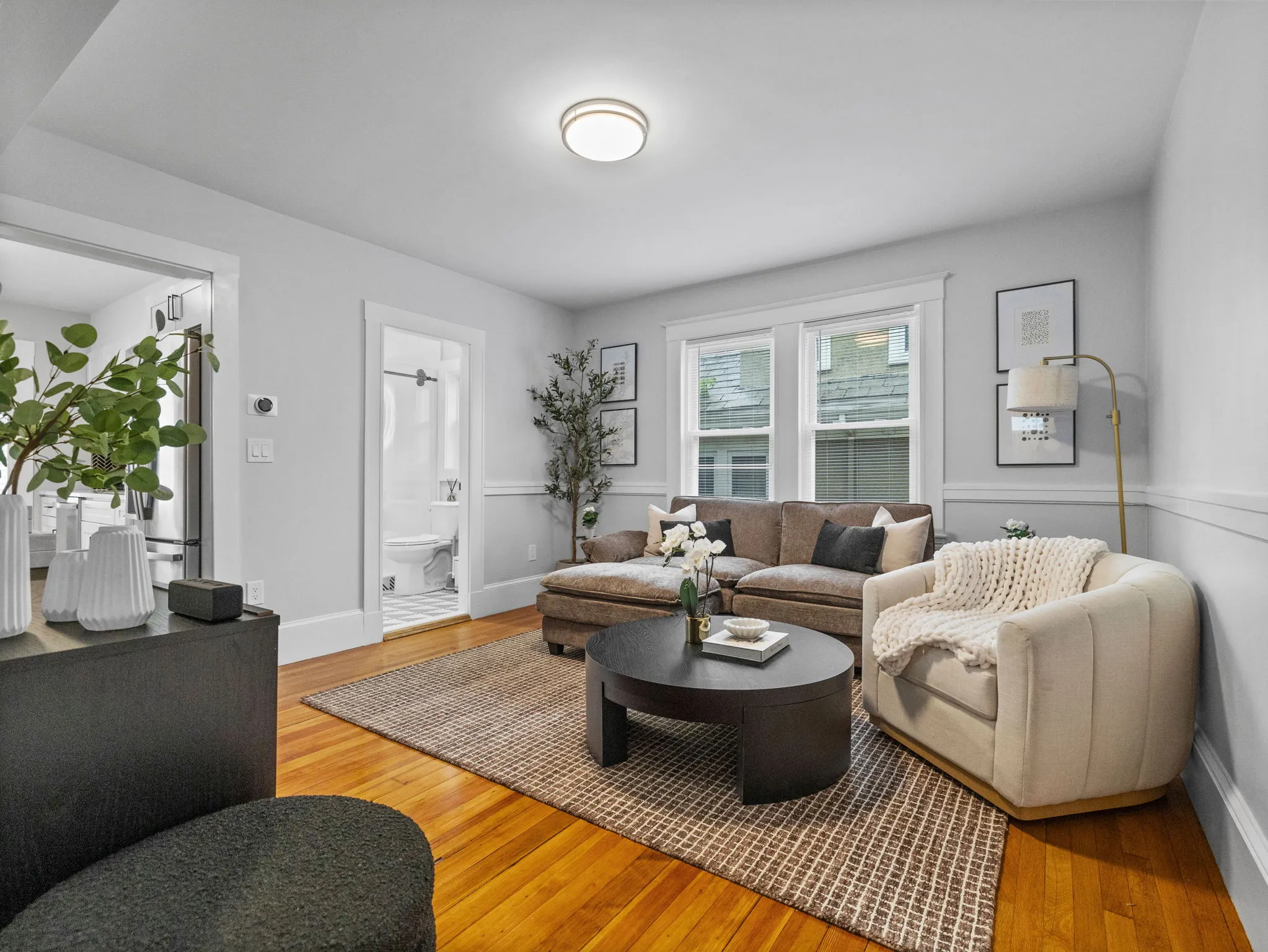 7 bed, 3 bath apartment for rent at 7 Dickinson St Unit 2, Ward Two — photo 7 of 30