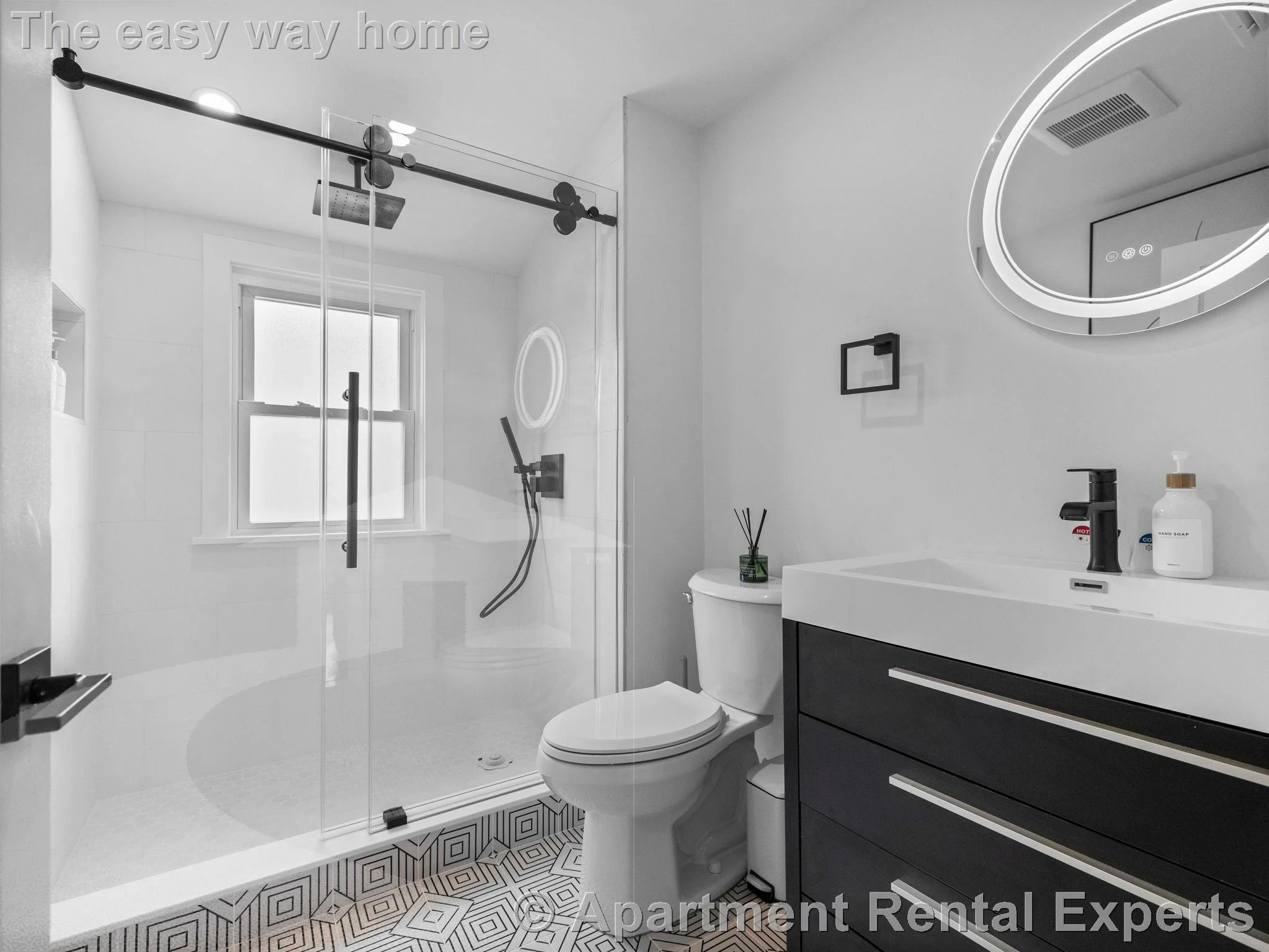 7 bed, 3 bath apartment for rent at 7 Dickson St Unit 2, Teele Square — photo 8 of 17