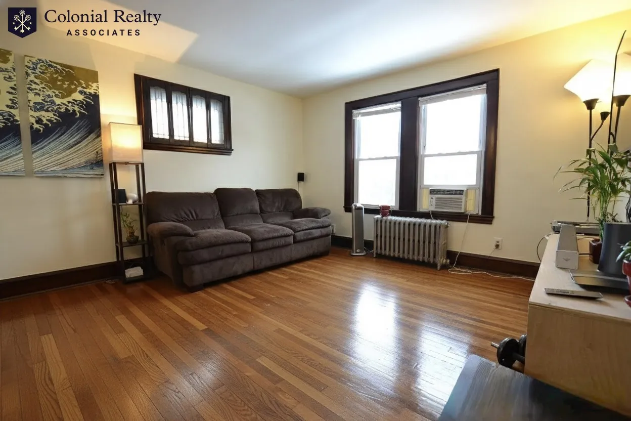 4.5 bed, 2 bath apartment for rent at 7 Donnybrook Rd Unit 02, Brighton — photo 6 of 12