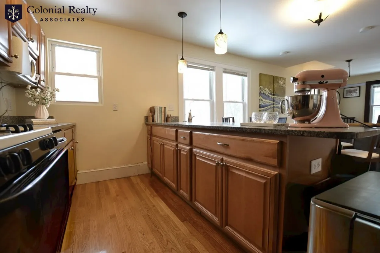 4.5 bed, 2 bath apartment for rent at 7 Donnybrook Rd Unit 02, Brighton — photo 10 of 12