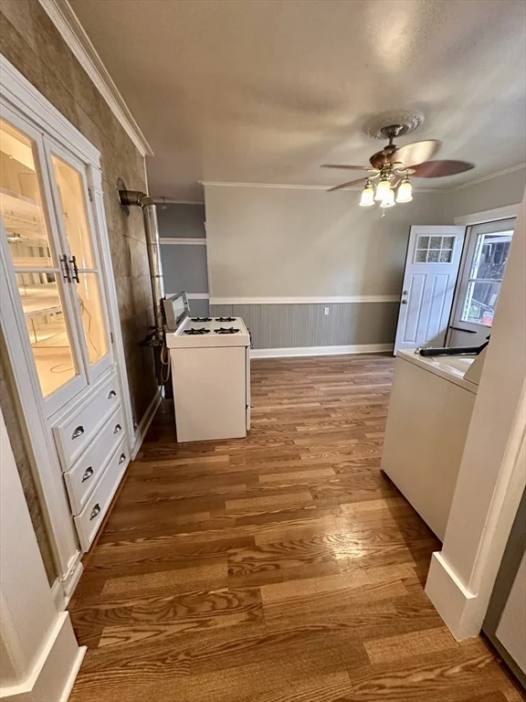 2 bed, 1 bath apartment for rent at 7 Dupont St Unit 1L, Worcester — photo 11 of 15