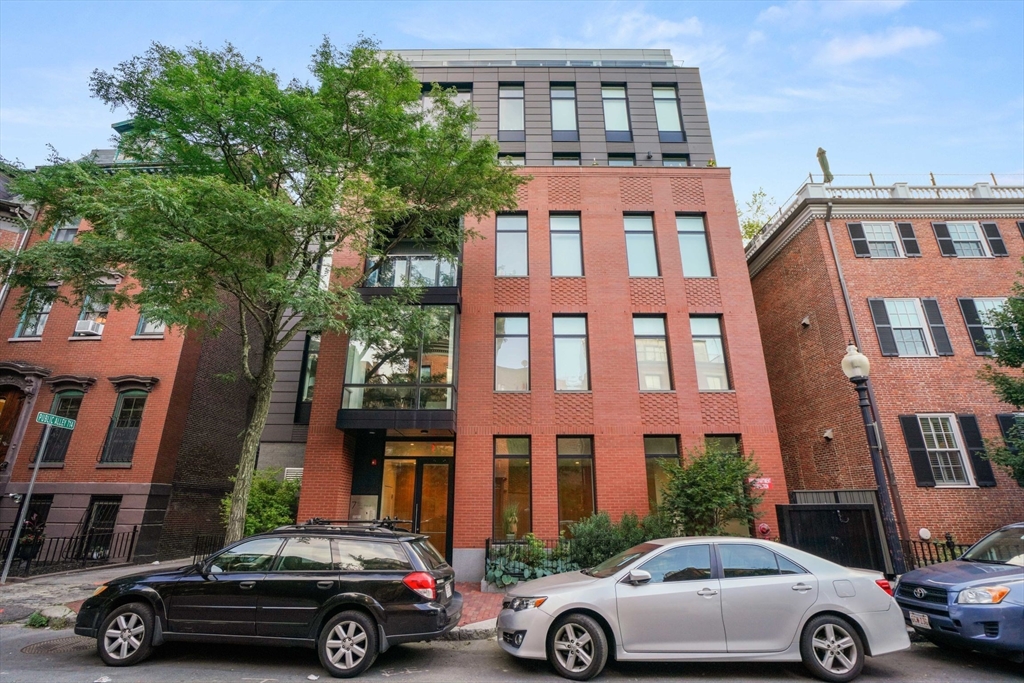 2 bed, 2 bath apartment for rent at 7 E Springfield Unit 4A, South End — photo 16 of 17