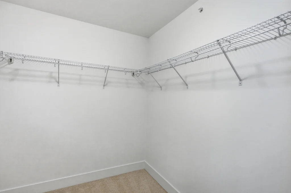 3 bed, 2 bath apartment for rent at 7 Elise Ave Unit -, Londonderry — photo 26 of 41
