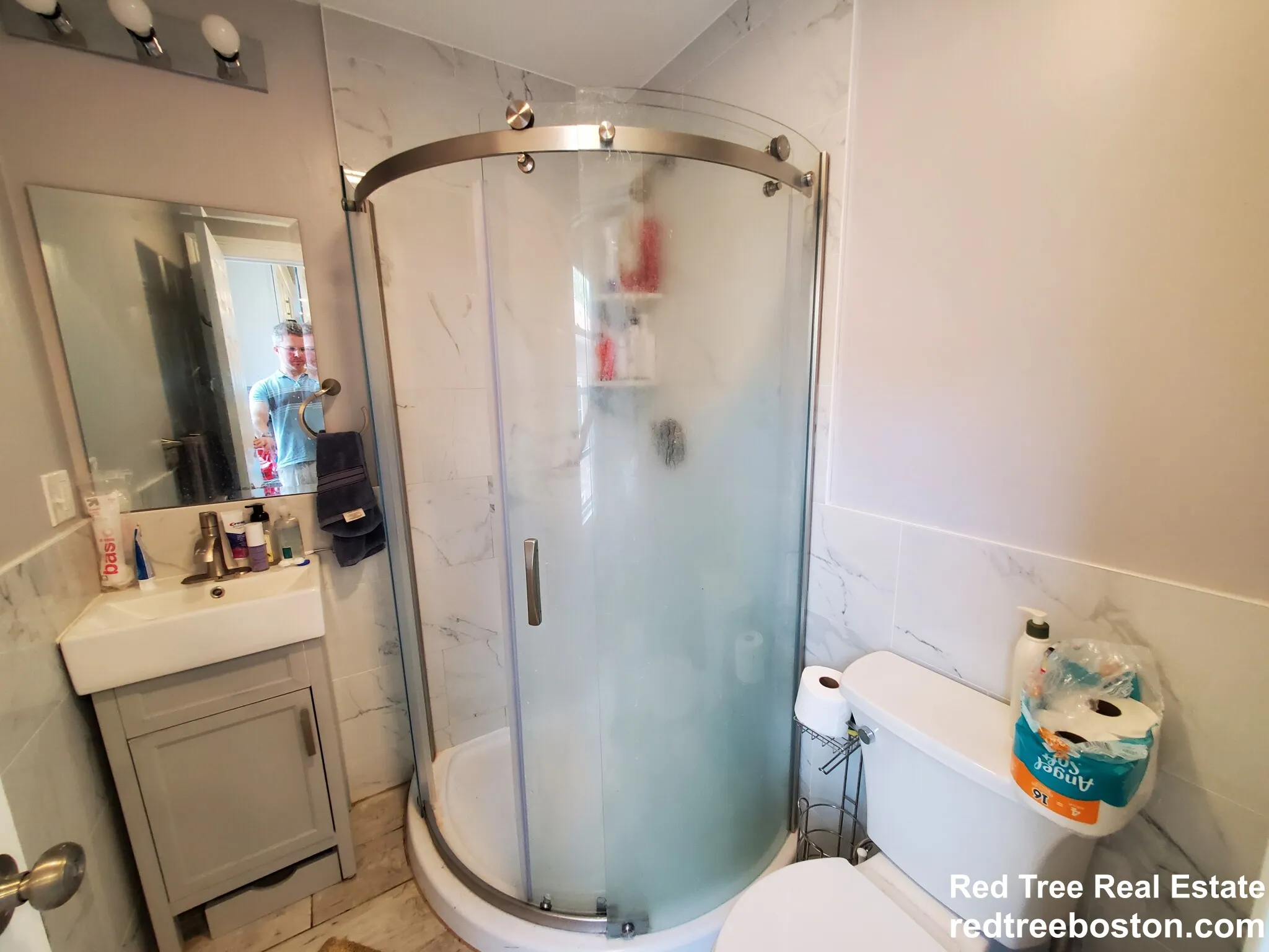 4 bed, 2 bath apartment for rent at 7 Elmira St Unit 1, Brighton — photo 14 of 16