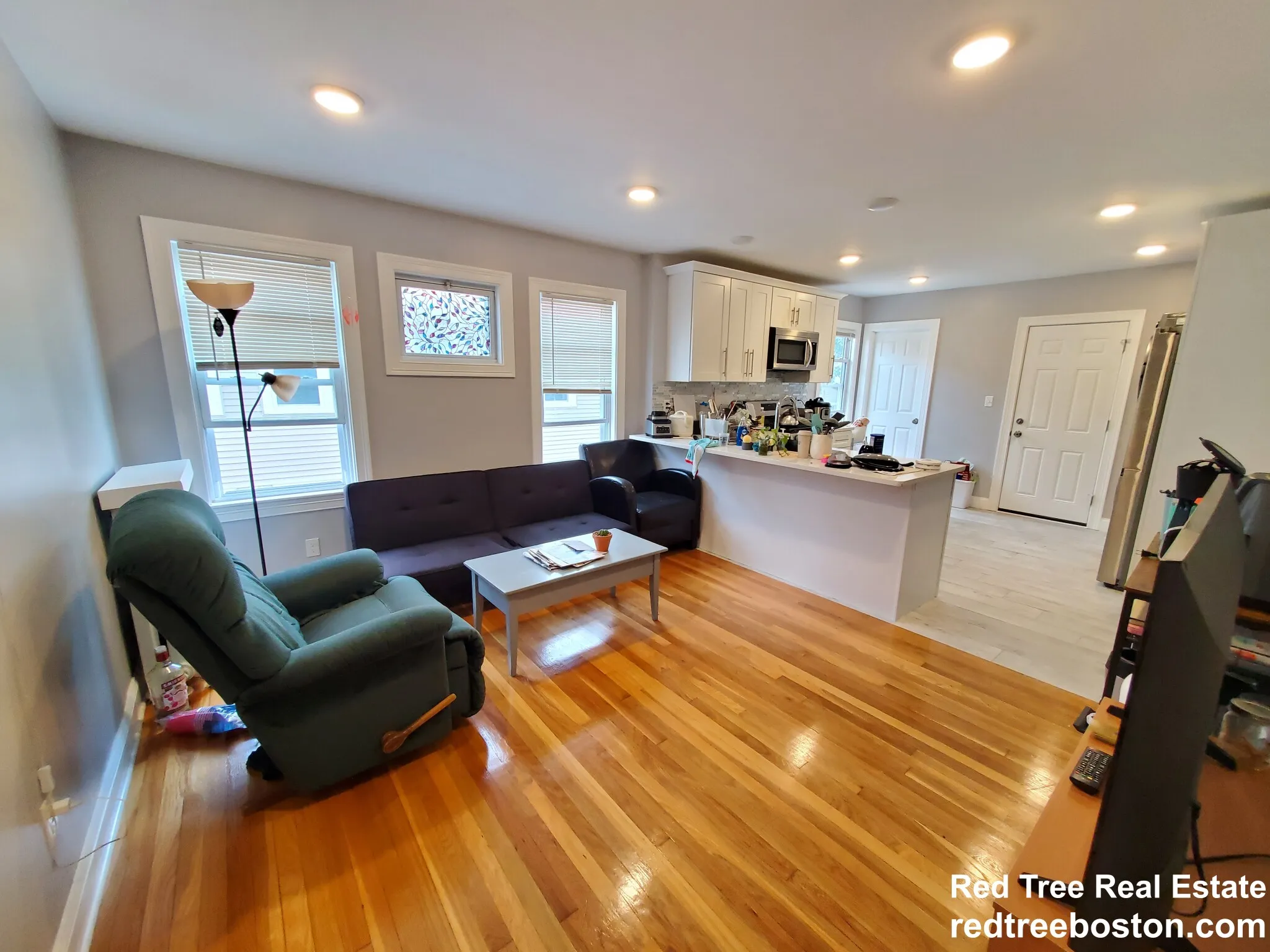 4 bed, 2 bath apartment for rent at 7 Elmira St Unit 1, Brighton