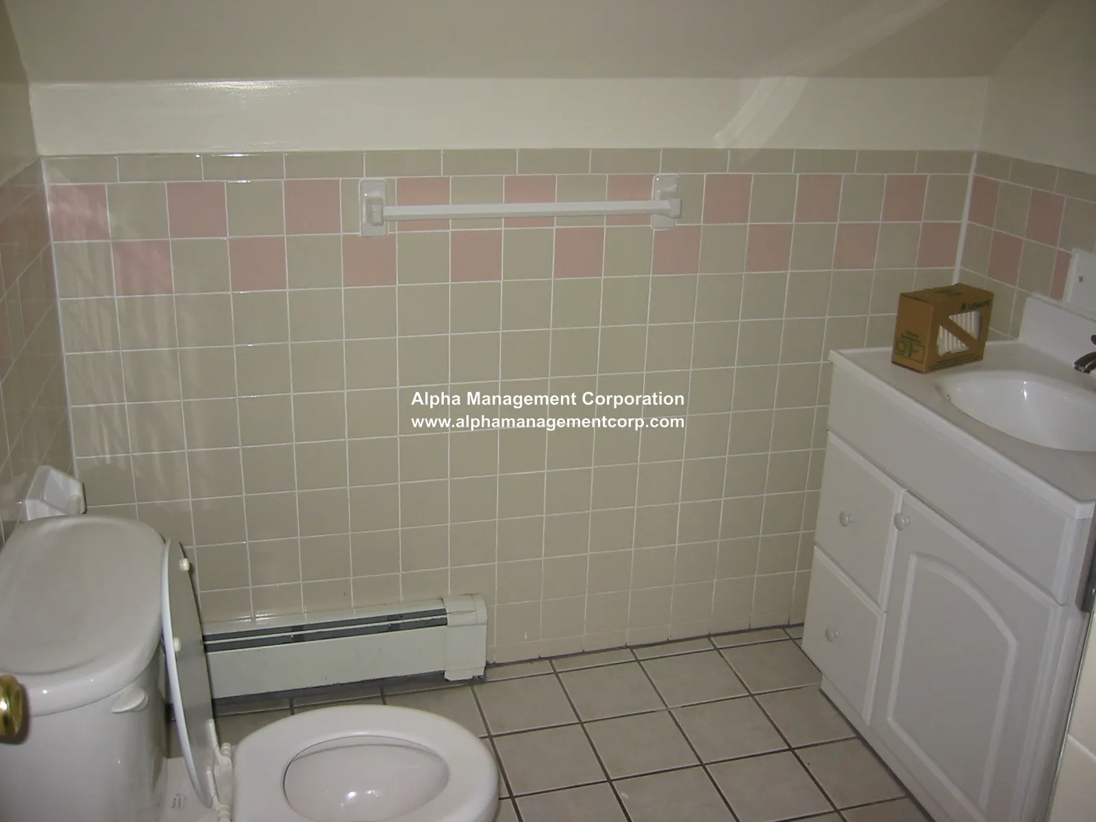 5 bed, 2 bath apartment for rent at 7 Eric Rd Unit 2, Allston — photo 8 of 12