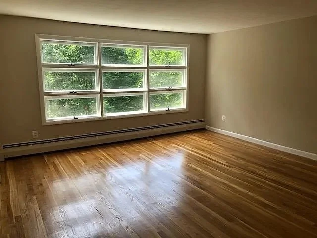 3 bed, 1 bath apartment for rent at 7 Esmond Ave Unit 1, Wakefield — photo 6 of 15
