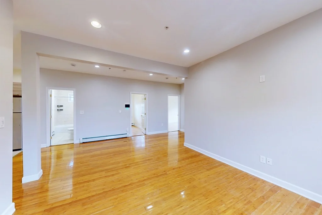 3 bed, 1 bath apartment for rent at 7 Estella Unit 3, Mattapan — photo 5 of 17