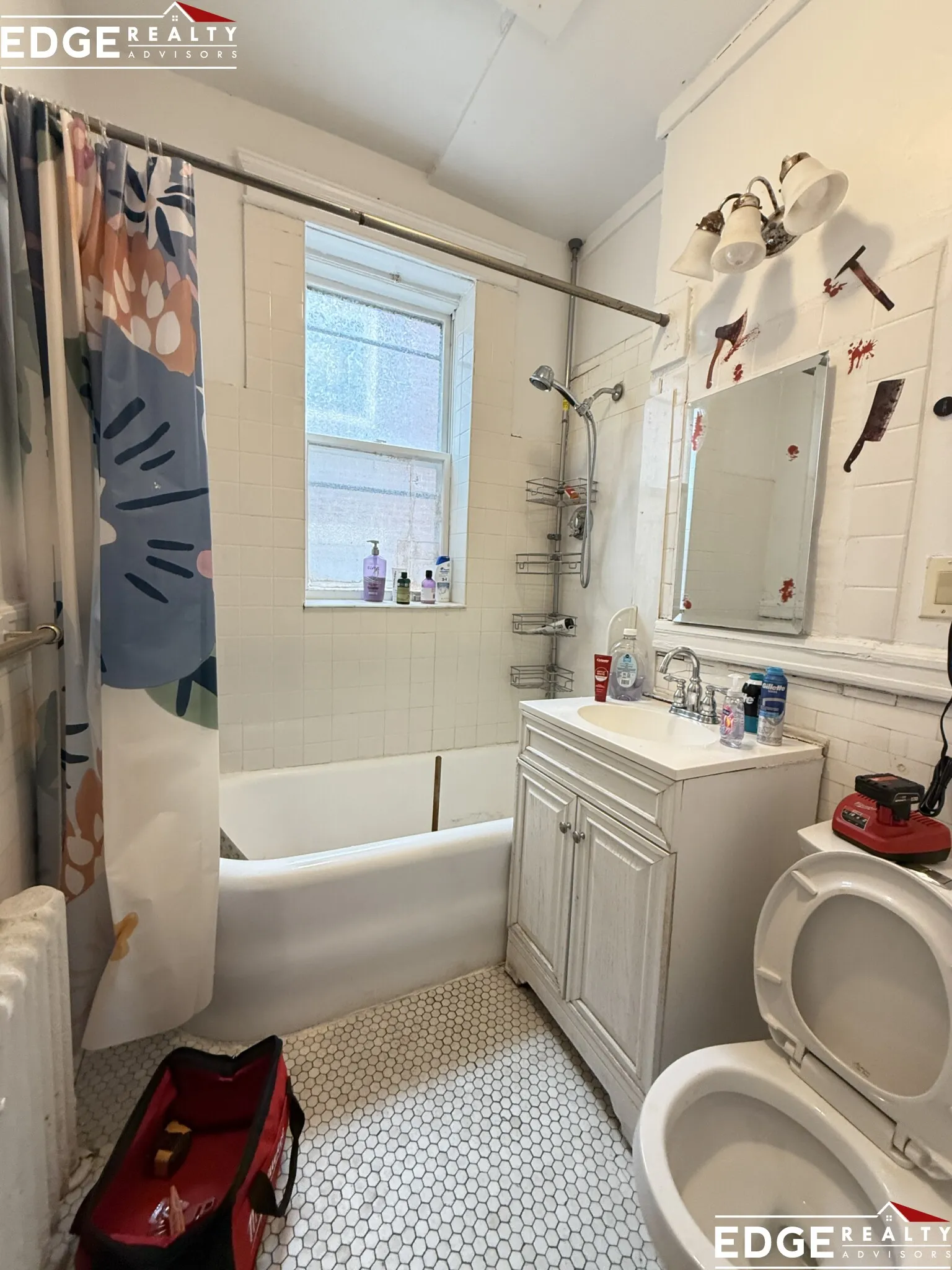 5 bed, 1.5 bath apartment for rent at 7 Euston St Unit 2, Brookline — photo 6 of 10