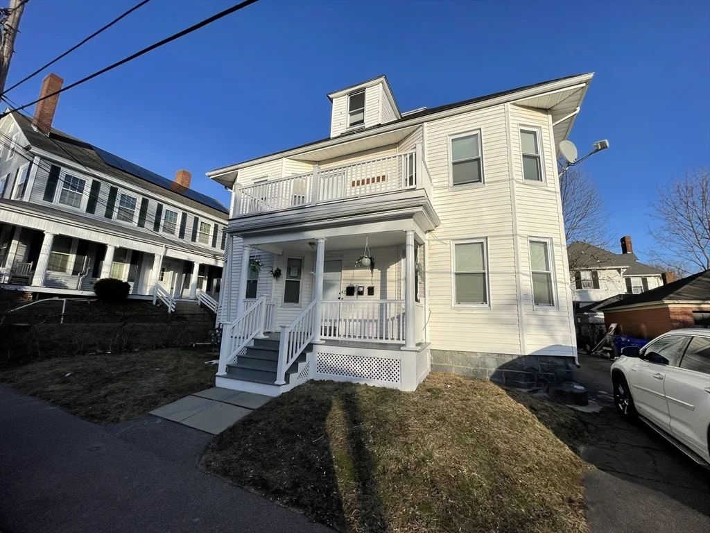 2 bed, 1 bath apartment for rent at 7 Fayette Unit 3, Taunton — photo 2 of 10