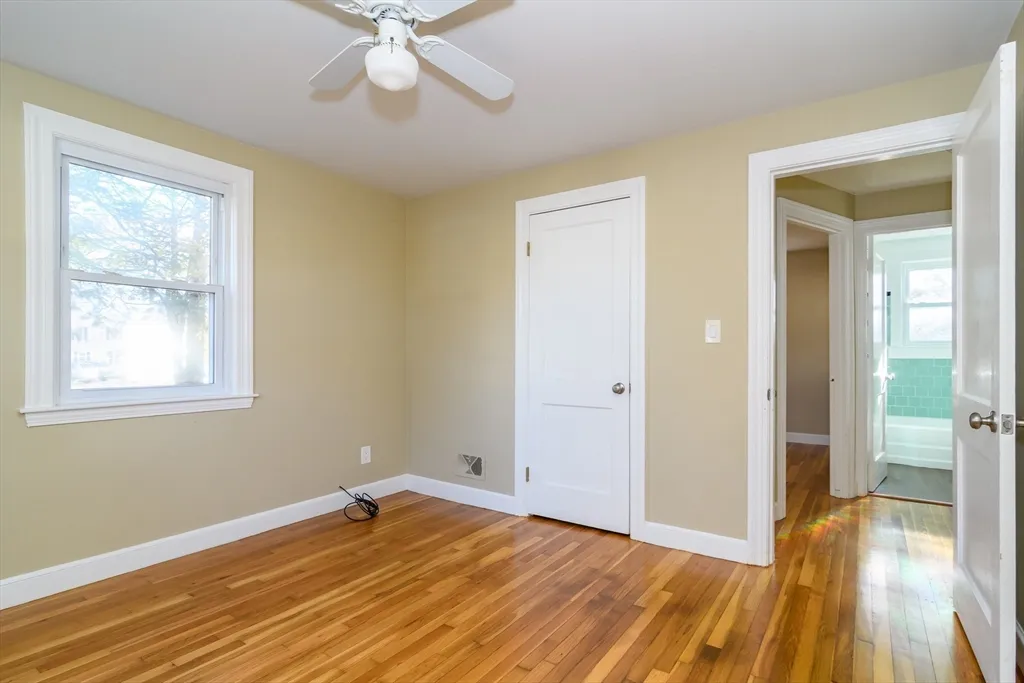 4 bed, 2 bath apartment for rent at 7 Ferndale Rd, Natick — photo 13 of 24