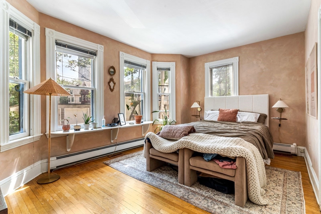 2 bed, 1 bath apartment for rent at 7 Flagg St Unit 1, Harvard Square — photo 9 of 18