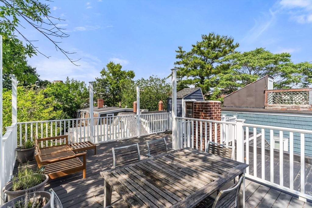 2 bed, 1 bath apartment for rent at 7 Flagg St Unit 1, Harvard Square — photo 14 of 18