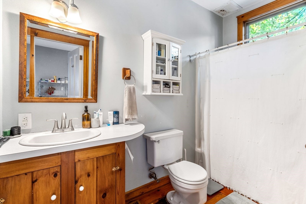 2 bed, 1 bath apartment for rent at 7 Flagg St Unit 1, Harvard Square — photo 11 of 18