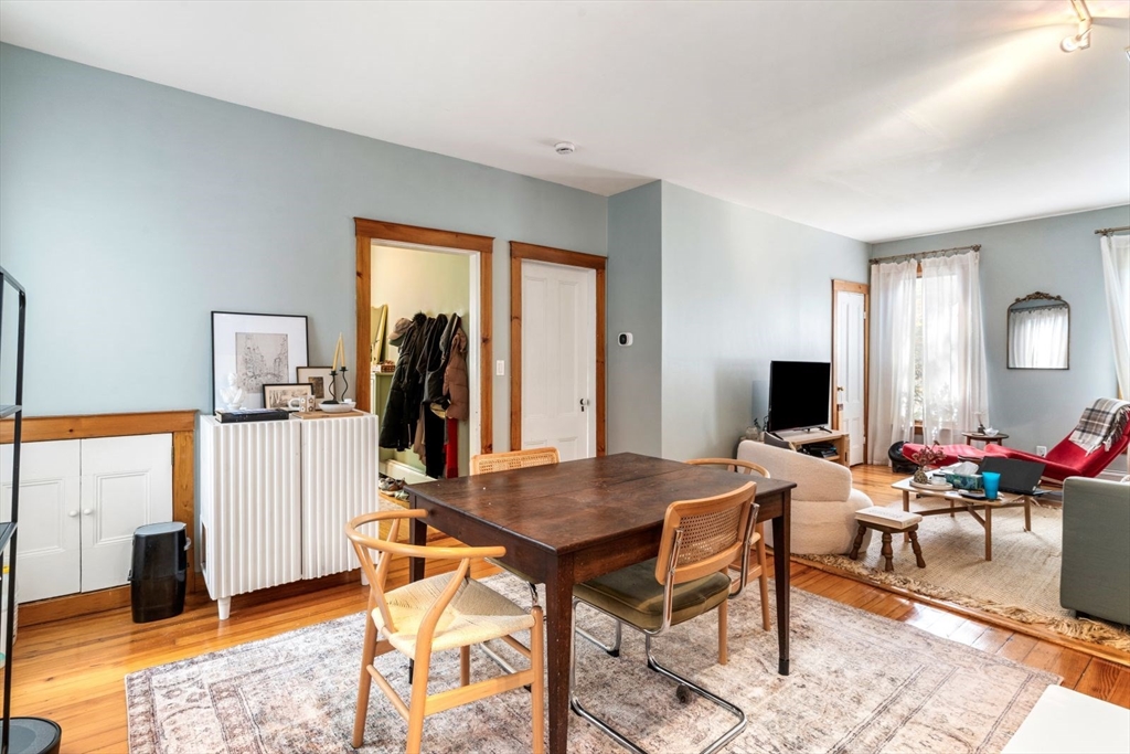 2 bed, 1 bath apartment for rent at 7 Flagg St Unit 1, Harvard Square — photo 5 of 18