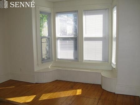 1 bed, 1 bath apartment for rent at 7 Forest St Unit 2F, Baldwin — photo 2 of 5