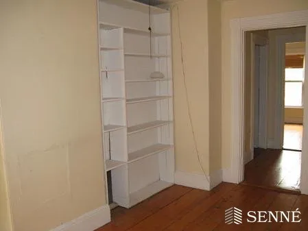 1 bed, 1 bath apartment for rent at 7 Forest St Unit 4, Baldwin — photo 4 of 7