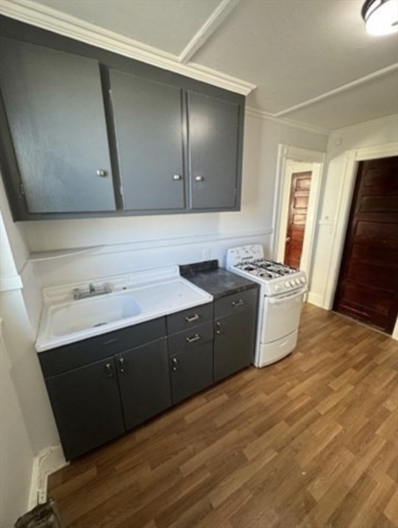 1 bed, 1 bath apartment for rent at 7 Fortesque Ter Unit 6, Lynn — photo 3 of 10