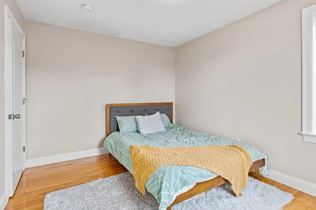 3 bed, 2 bath apartment for rent at 7 Fox St Unit 1, Dorchester — photo 10 of 24
