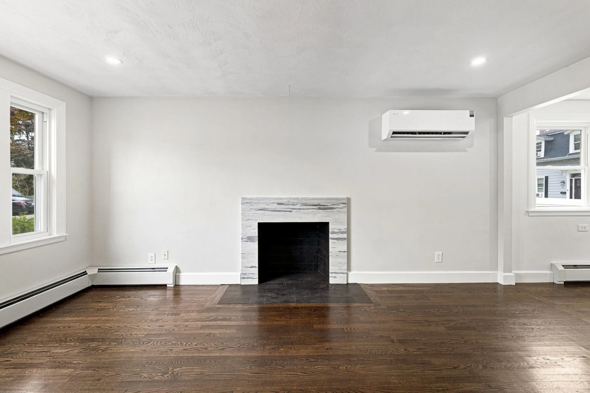 3 bed, 2 bath apartment for rent at 7 Franklin St, Hyde Park — photo 9 of 33