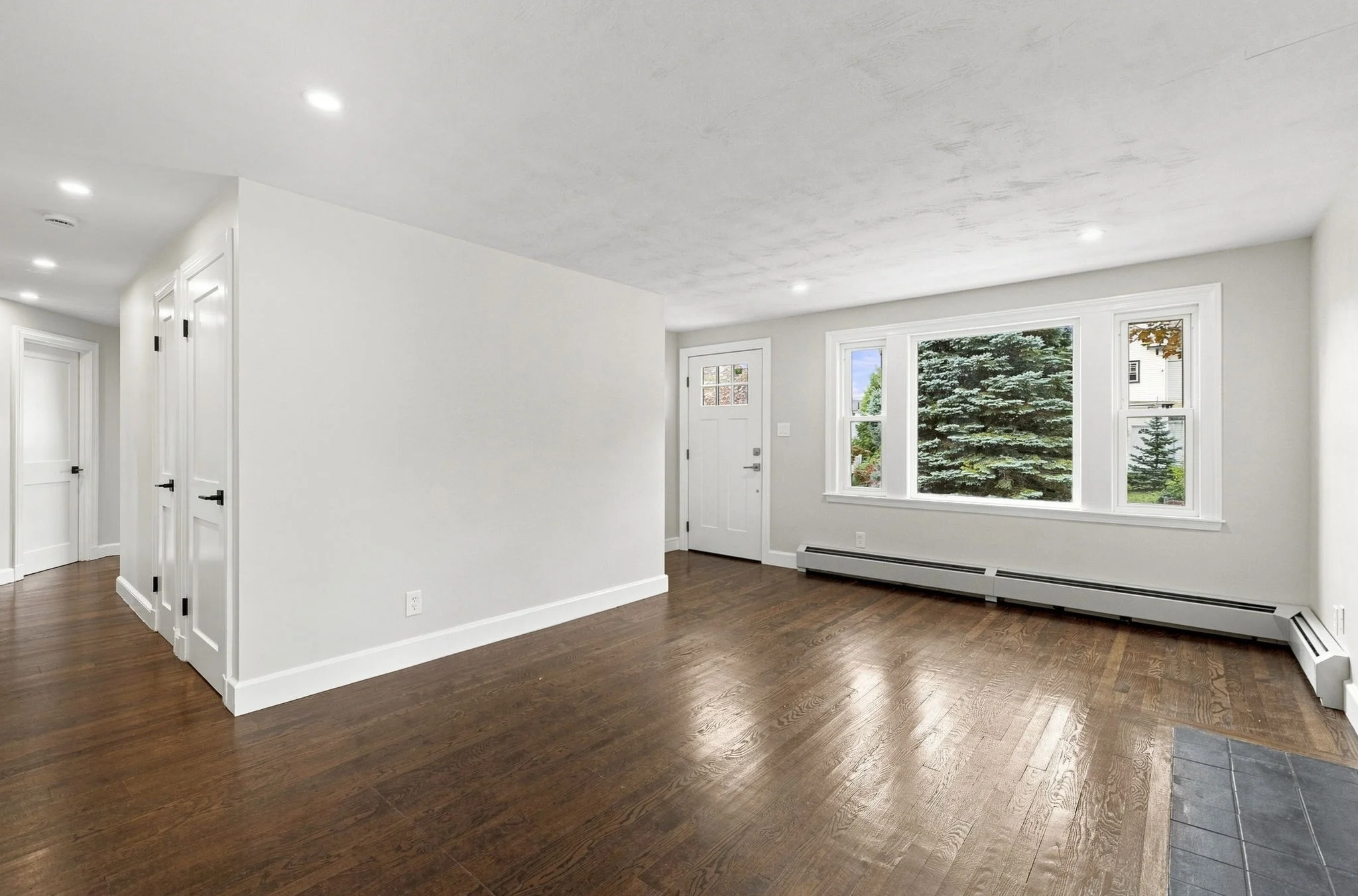 3 bed, 2 bath apartment for rent at 7 Franklin St, Hyde Park — photo 12 of 33