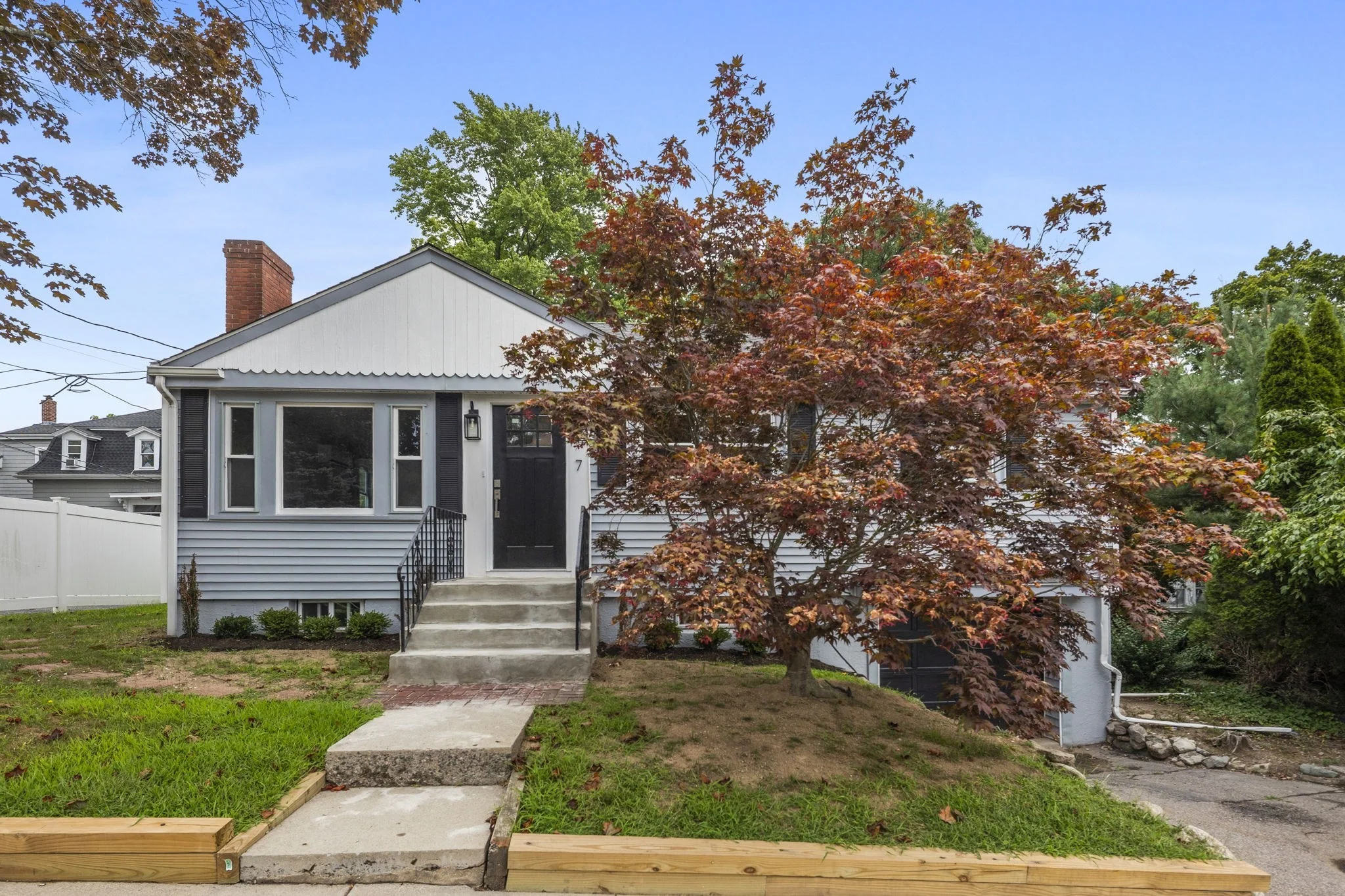 3 bed, 2 bath apartment for rent at 7 Franklin St, Hyde Park