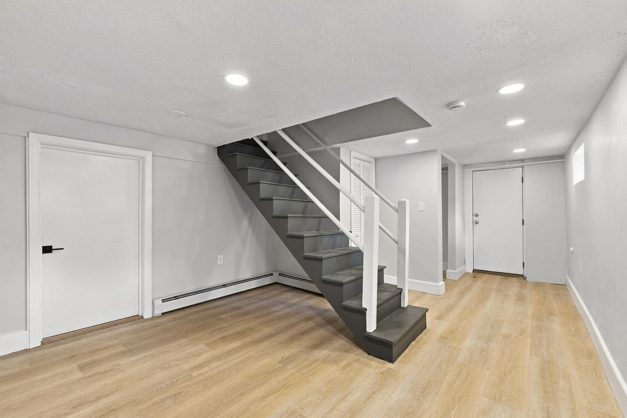 3 bed, 2 bath apartment for rent at 7 Franklin St, Hyde Park — photo 27 of 33