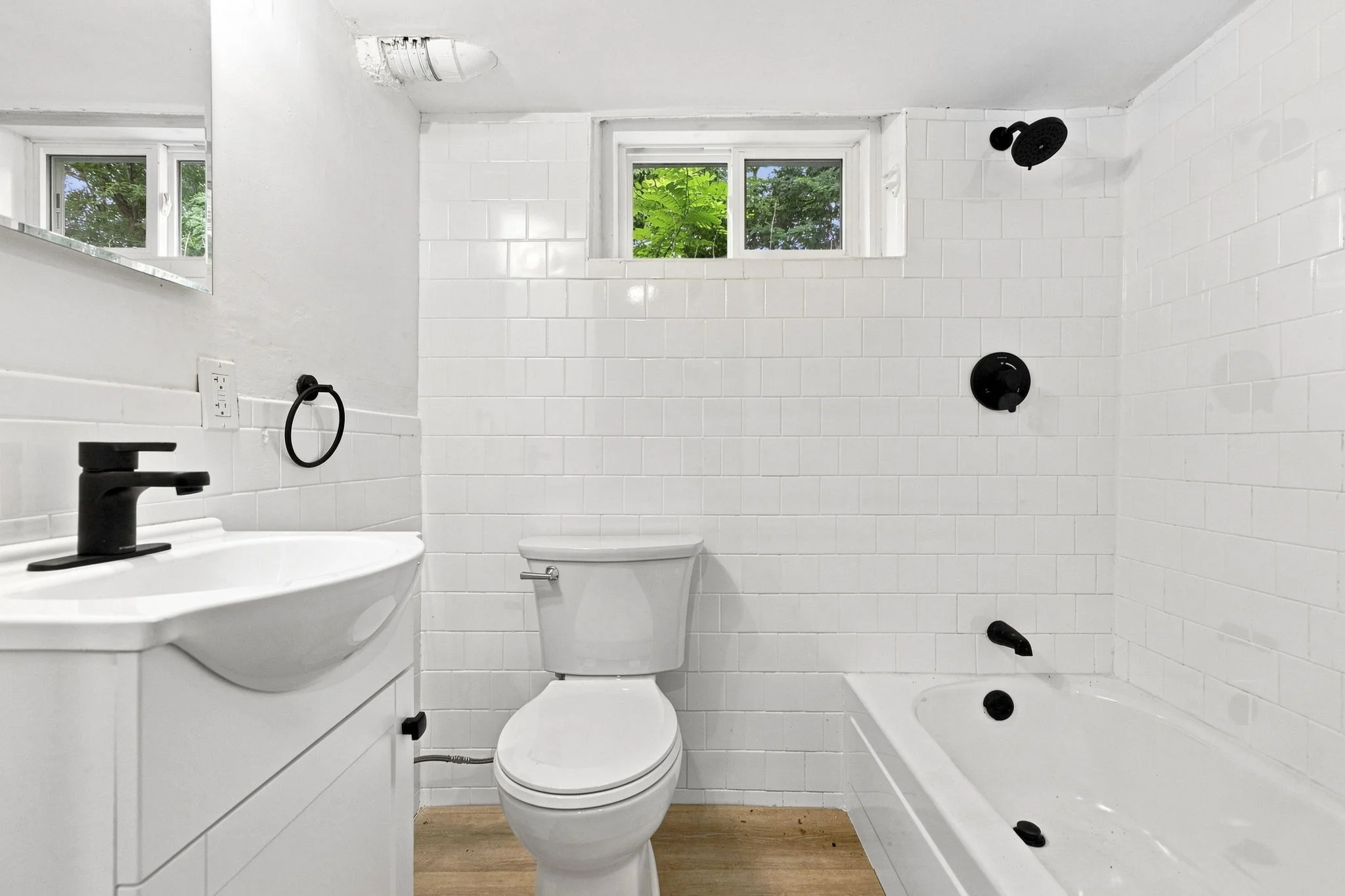 3 bed, 2 bath apartment for rent at 7 Franklin St, Hyde Park — photo 33 of 33