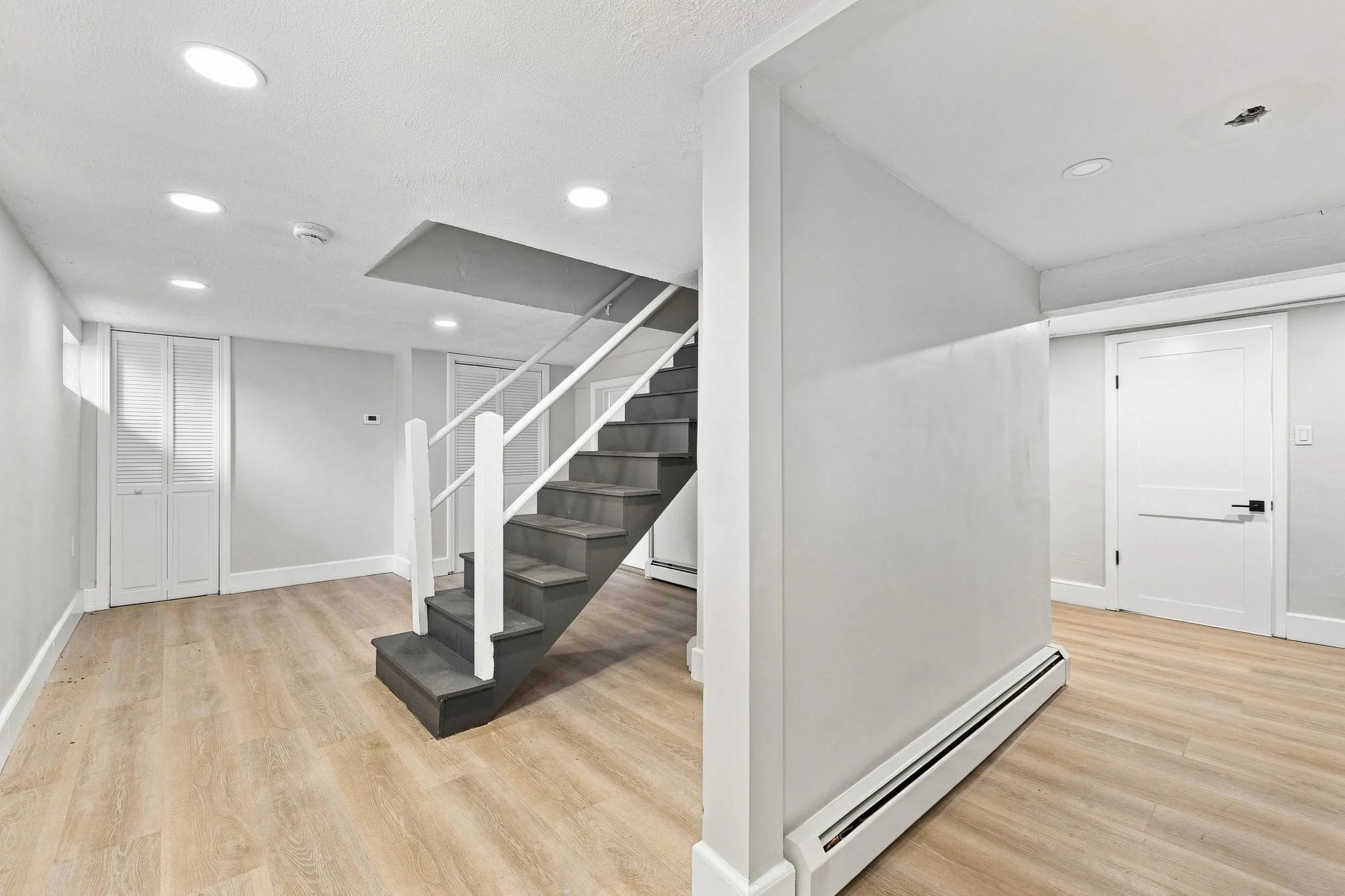 3 bed, 2 bath apartment for rent at 7 Franklin St, Hyde Park — photo 28 of 33