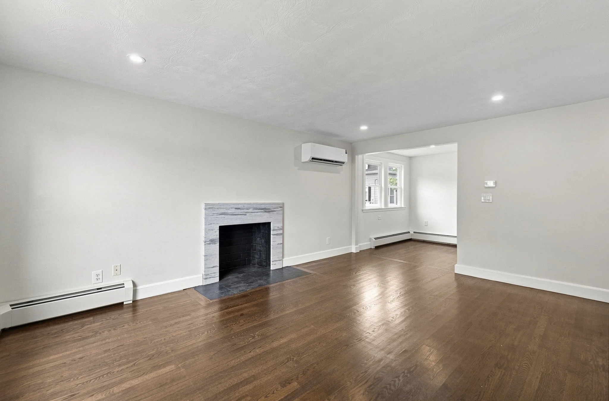 3 bed, 2 bath apartment for rent at 7 Franklin St, Hyde Park — photo 7 of 33