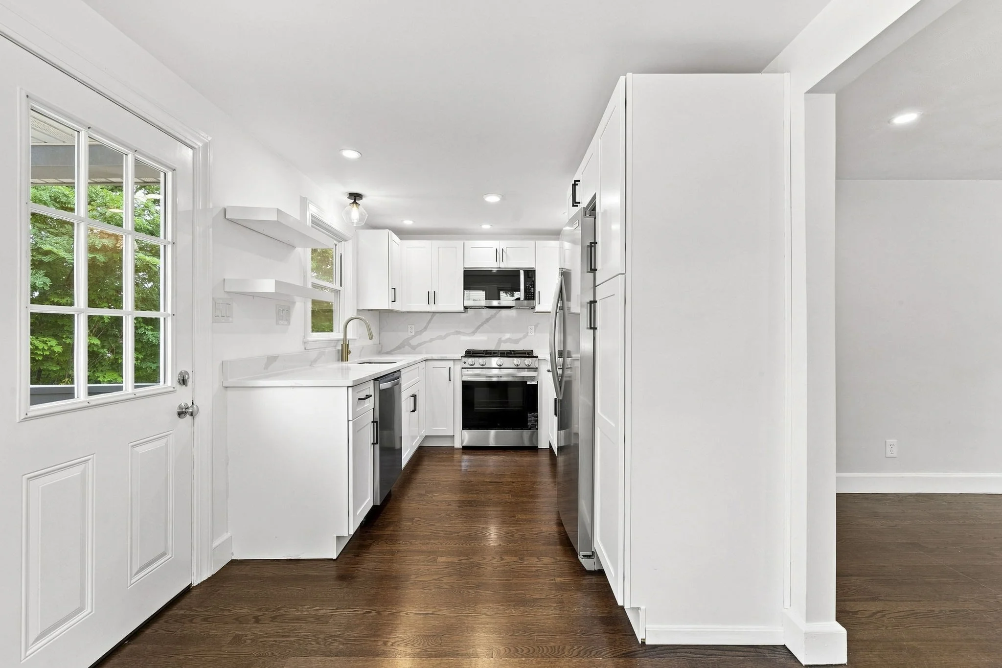 3 bed, 2 bath apartment for rent at 7 Franklin St, Hyde Park — photo 14 of 33