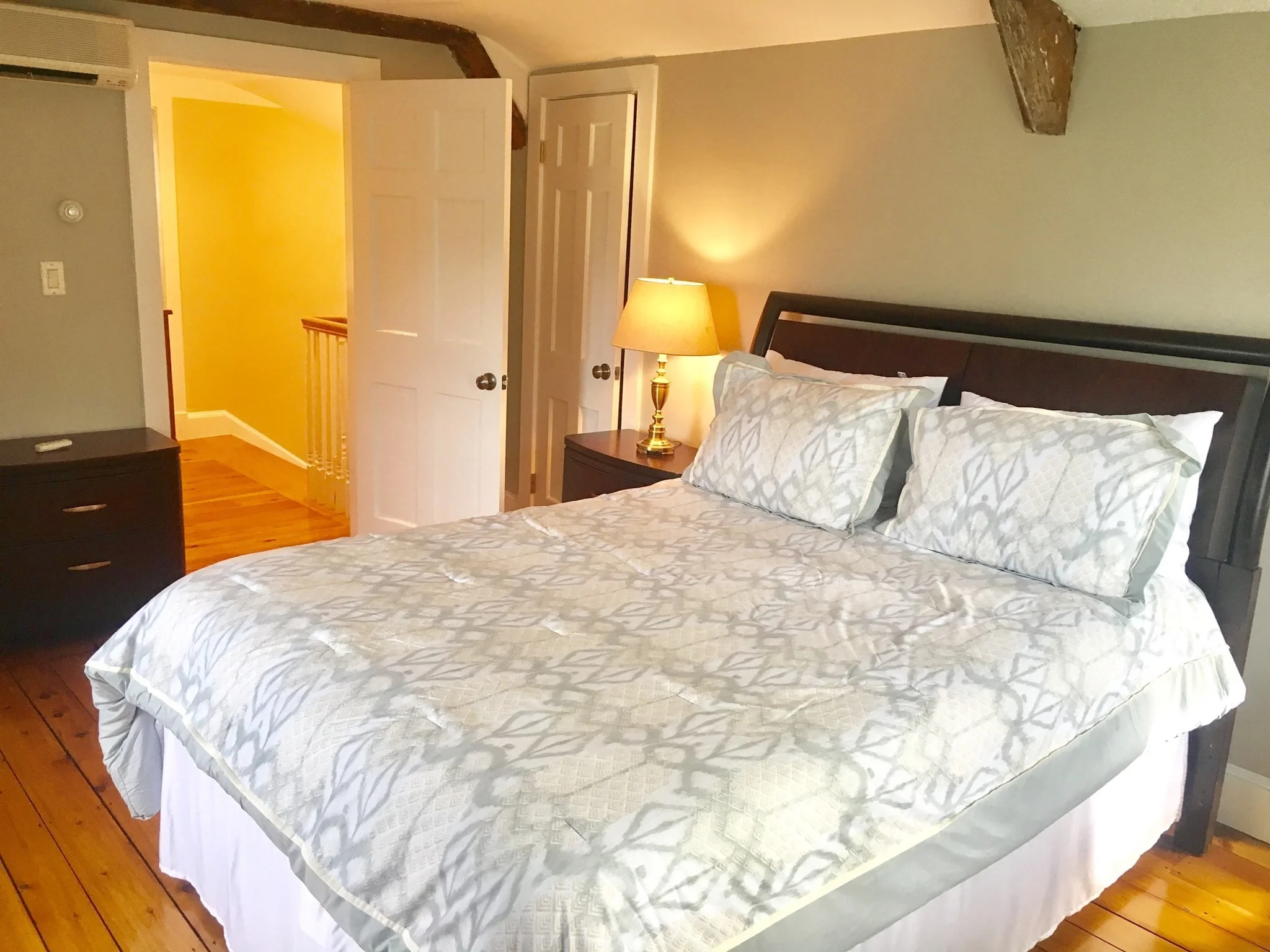 2 bed, 2 bath apartment for rent at 7 Franklin St Unit 3, Marblehead — photo 3 of 11