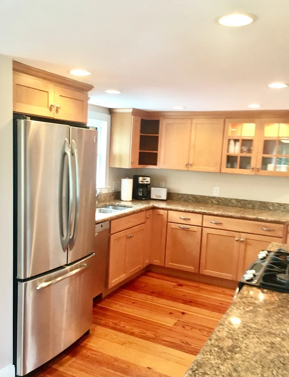 2 bed, 2 bath apartment for rent at 7 Franklin St Unit 3, Marblehead — photo 6 of 11