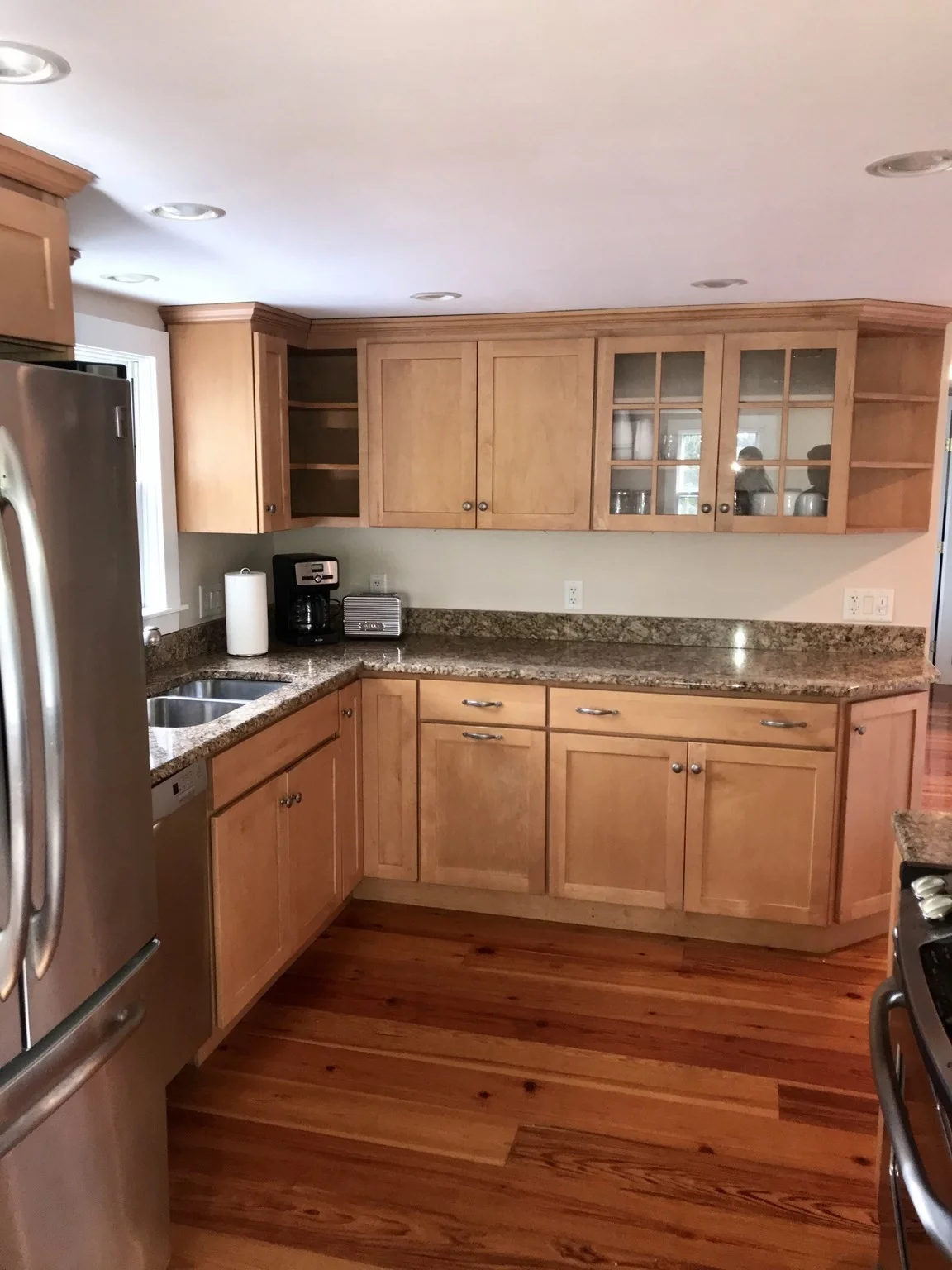 2 bed, 2 bath apartment for rent at 7 Franklin St Unit 3, Marblehead — photo 2 of 11