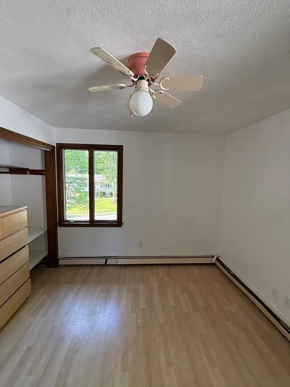 5 bed, 2 bath apartment for rent at 7 Frothingham Rd, Burlington — photo 10 of 14