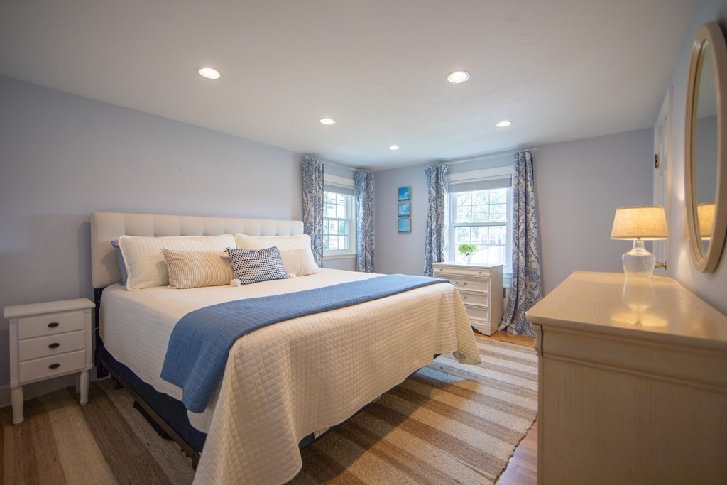 3 bed, 1 bath apartment for rent at 7 Gale Ave Unit Single fam, Braintree — photo 15 of 27
