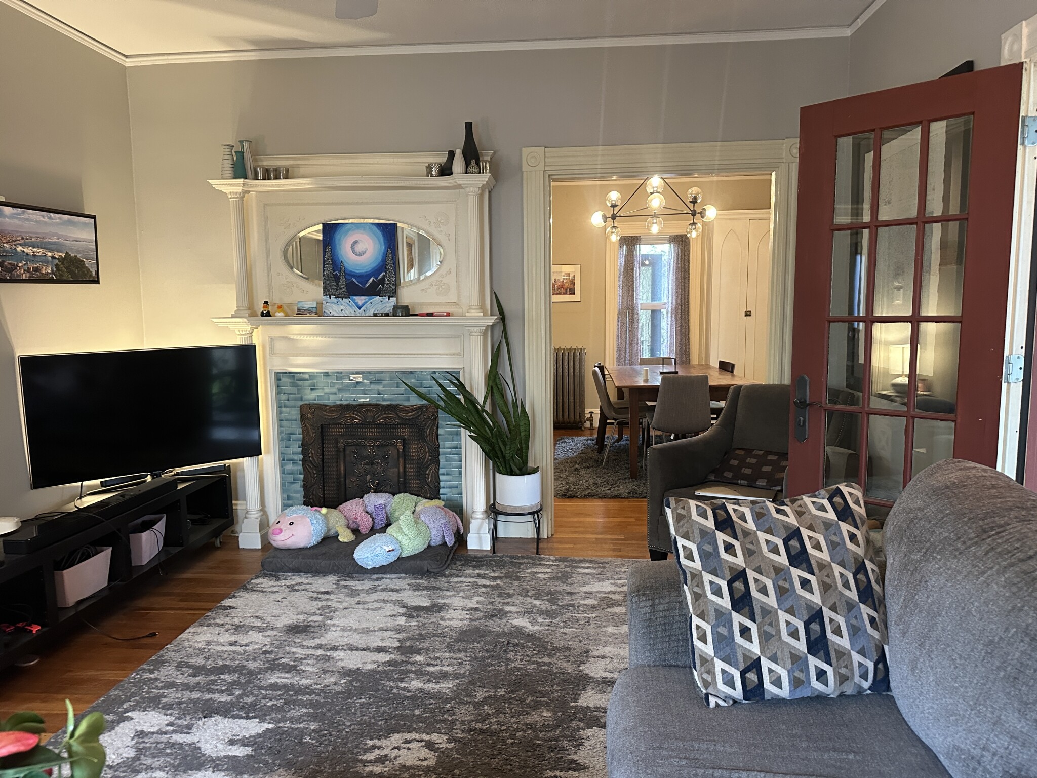 3 bed, 2 bath apartment for rent at 7 Gardenside St Unit Sf, Roslindale — photo 6 of 32