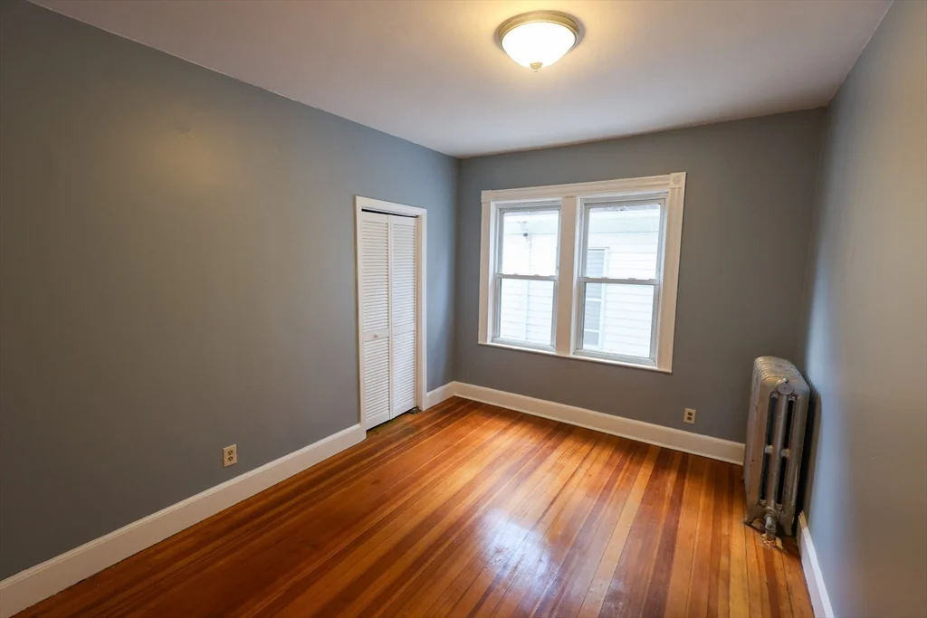 4 bed, 1 bath apartment for rent at 7 Gayland St Unit 2, Roxbury — photo 11 of 18