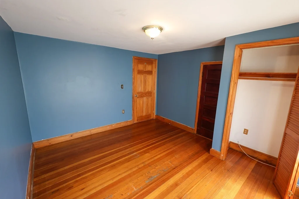 2 bed, 1 bath apartment for rent at 7 Gayland St Unit 3, Roxbury — photo 16 of 17